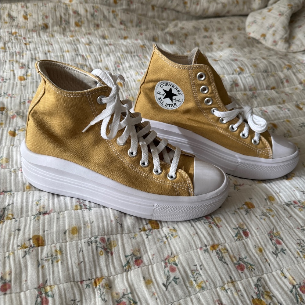 Converse CTAS Move Hi Seasonal Color Women's Platform Sneakers A06897C NWOT